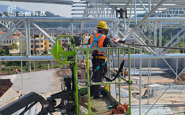 智能安全帶.jpg 智能安全帶.jpg